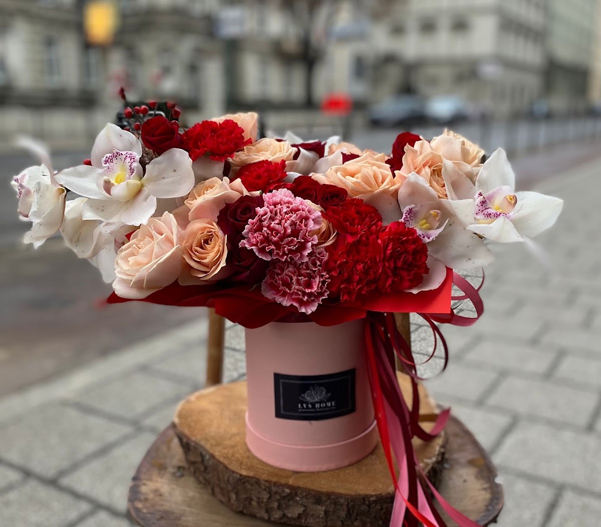 Las Home Flowers — Florist